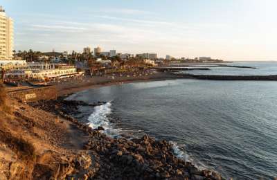 How tourism influences the gambling industry in the Canary Islands