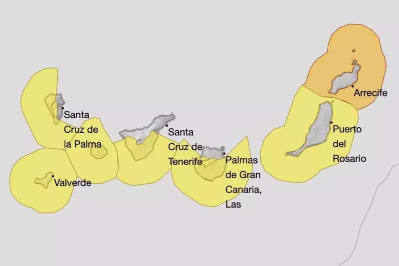 There are now orange and yellow active weather warnings in the Canary Islands