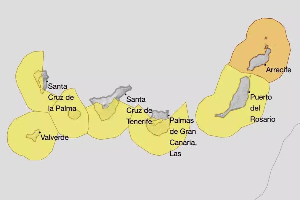 There are now orange and yellow active weather warnings in the Canary Islands