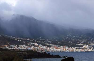 Cloudy skies and occasional showers expected in the Canary Islands this Sunday