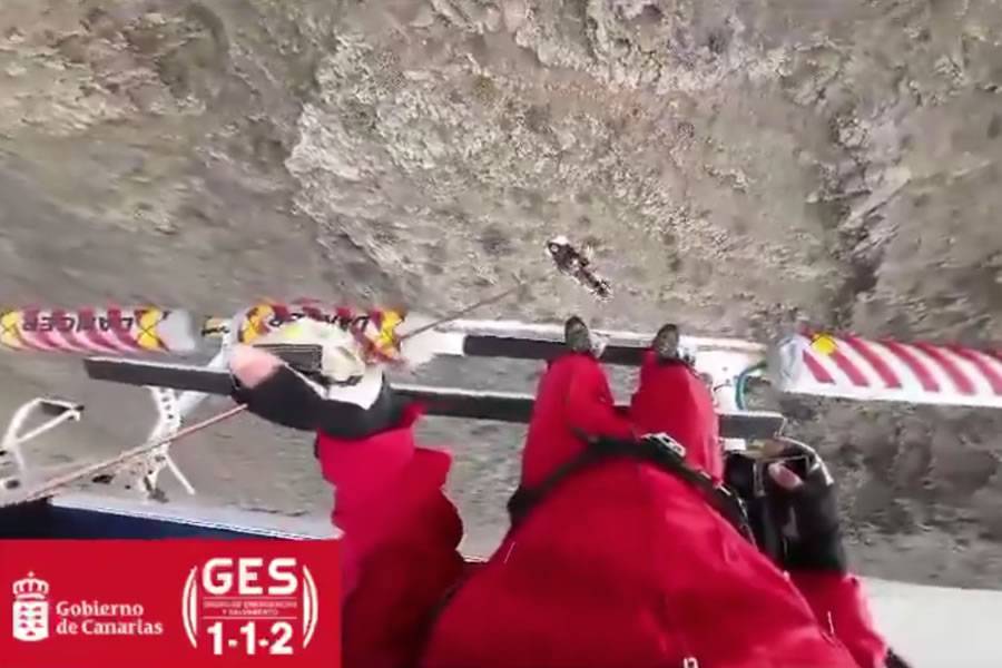 24-year-old paraglider rescued from rocky mountainside in southern Tenerife