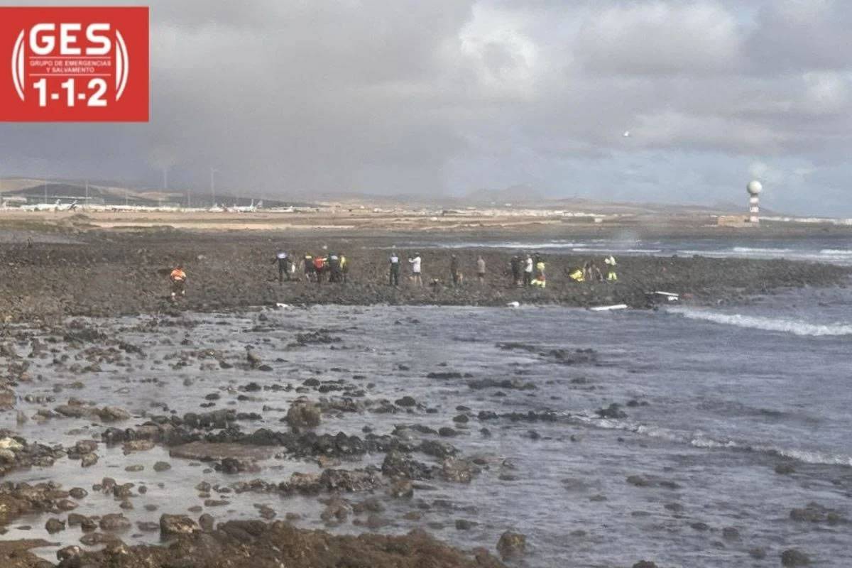 Man rescued from drowning after boat capsizes near Fuerteventura