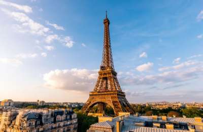 Why you should choose a hotel near a popular tourist attraction