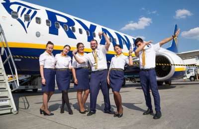 Ryanair are looking for 122 staff in the Canary Islands