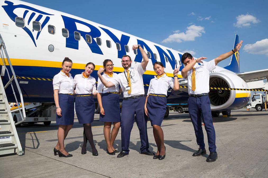 Ryanair are looking for 122 staff in the Canary Islands
