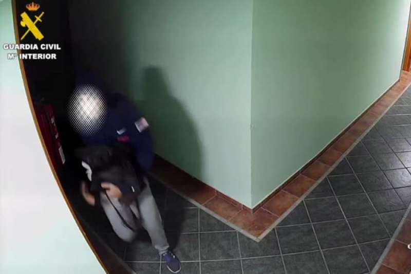 Man arrested for robbing holidaymaker’s hotel rooms in Caleta del Fuste