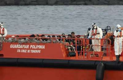 More than 500 migrants rescued off the Canary Islands on Tuesday