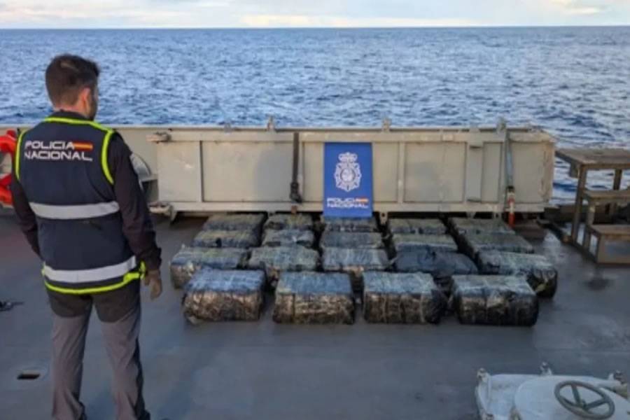 'Drug Yacht' intercepted en route to the Canary Islands with 600 kilos of cocaine