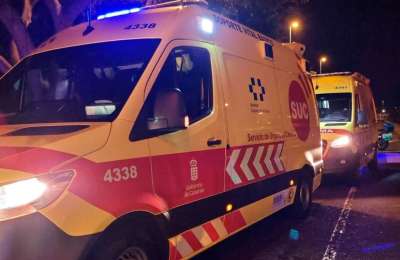 Four hospitalised, one in critical condition, after two road accidents in Tenerife