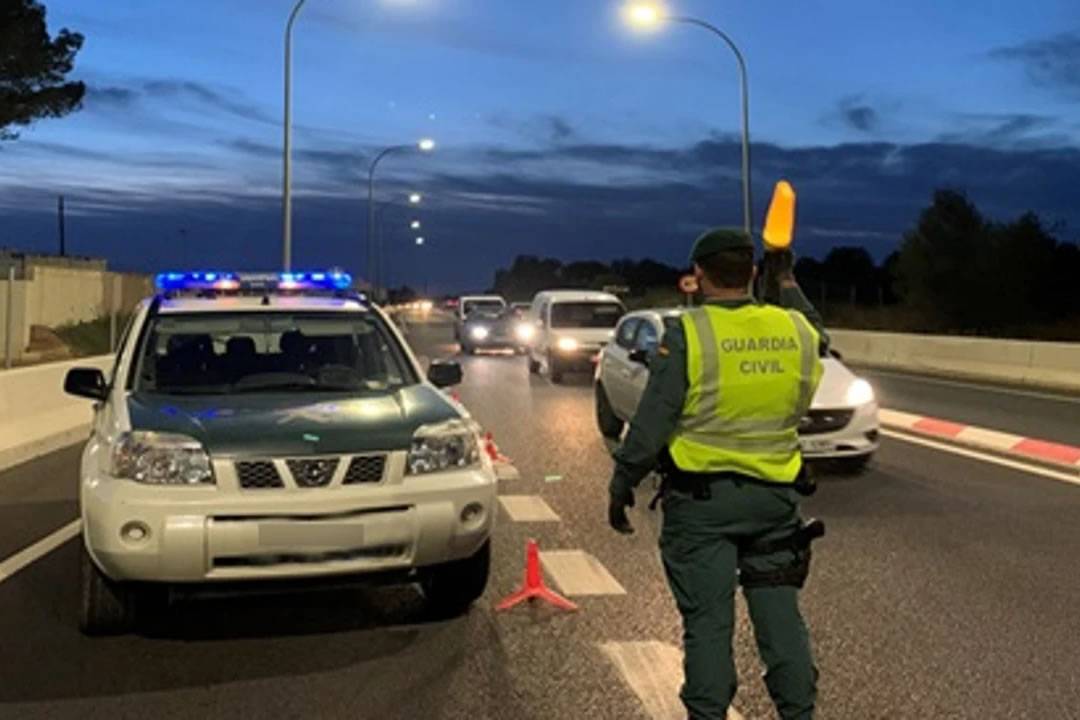 Driver travels 12 kilometres in wrong direction on GC-1 motorway