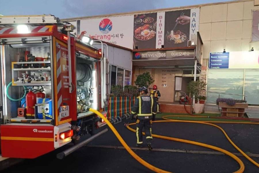 Investigation underway into cause of restaurant fire in Las Chafiras