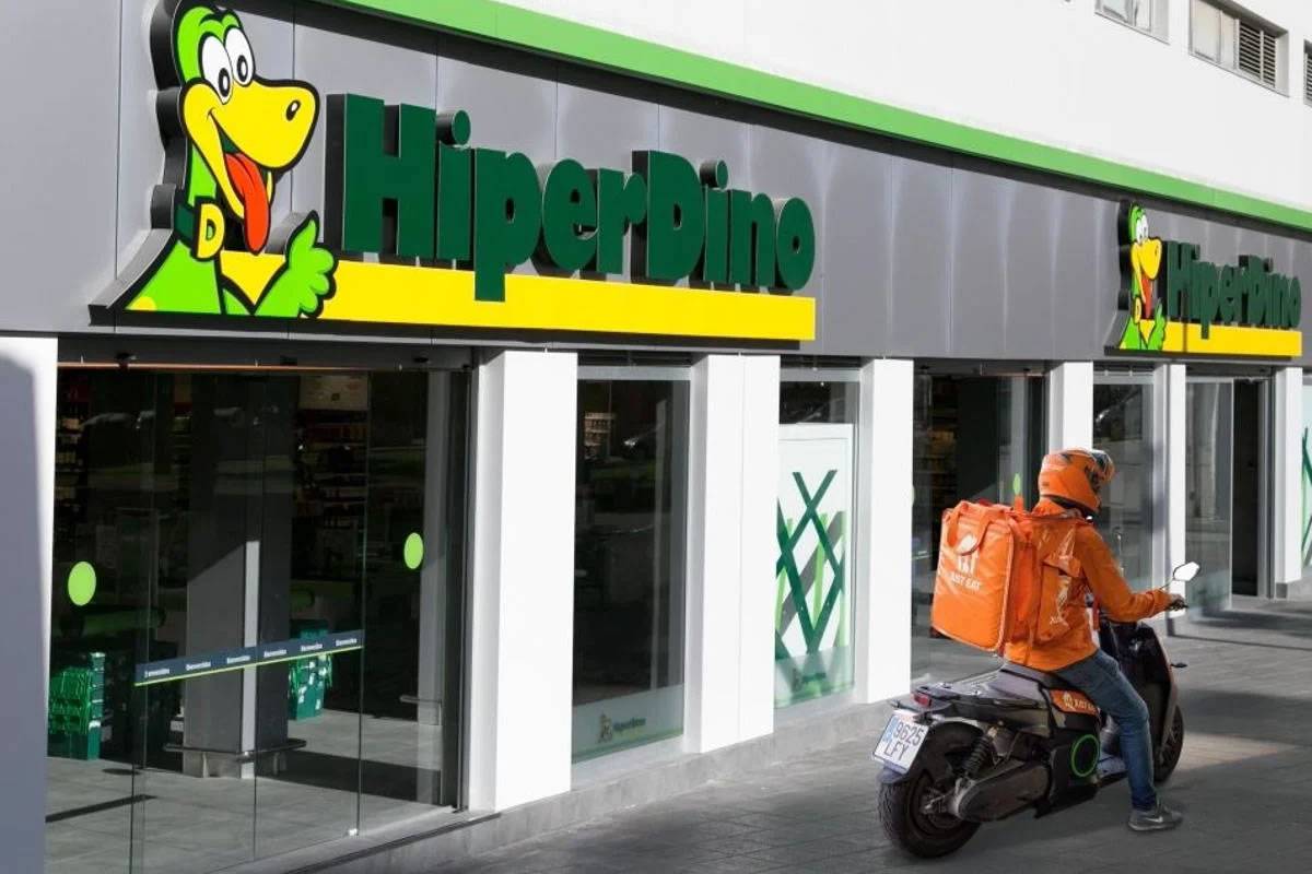 Just Eat partners with HiperDino to home deliver groceries in the Canary Islands