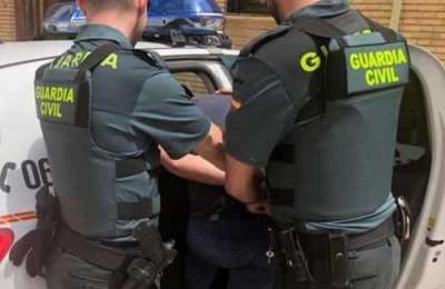 Two men arrested after breaking into abandoned hotel in south Tenerife