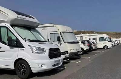 Protest by more than 300 camper vans will cause delays on the TF-1 motorway