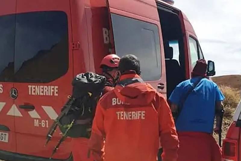 Injured climber rescued from rocks after rope snapped in the south of Tenerife