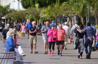 Growing support for a tourist tax in the Canary Islands amid mass tourism protests
