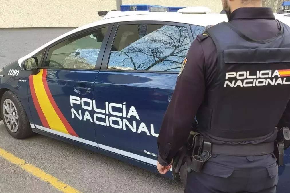 ‘Travelling’ gang of pickpockets targeting elderly holidaymakers imprisoned in Tenerife