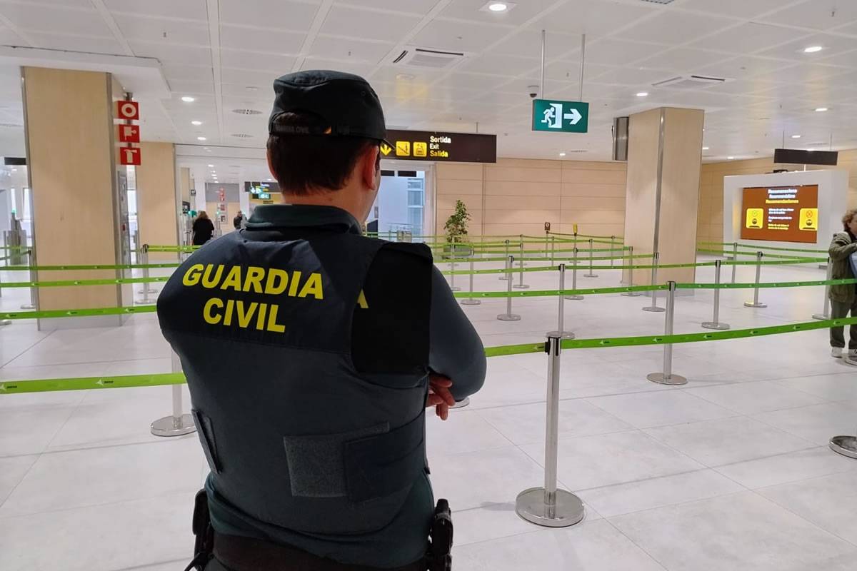 Passenger with 3.7kg of drugs hidden in luggage stopped at Gran Canaria Airport