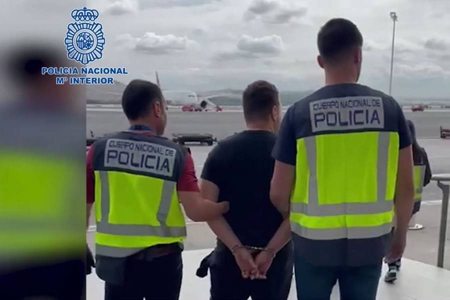 Man arrested with 203 grams of cocaine in his underpants at Canary Islands airport