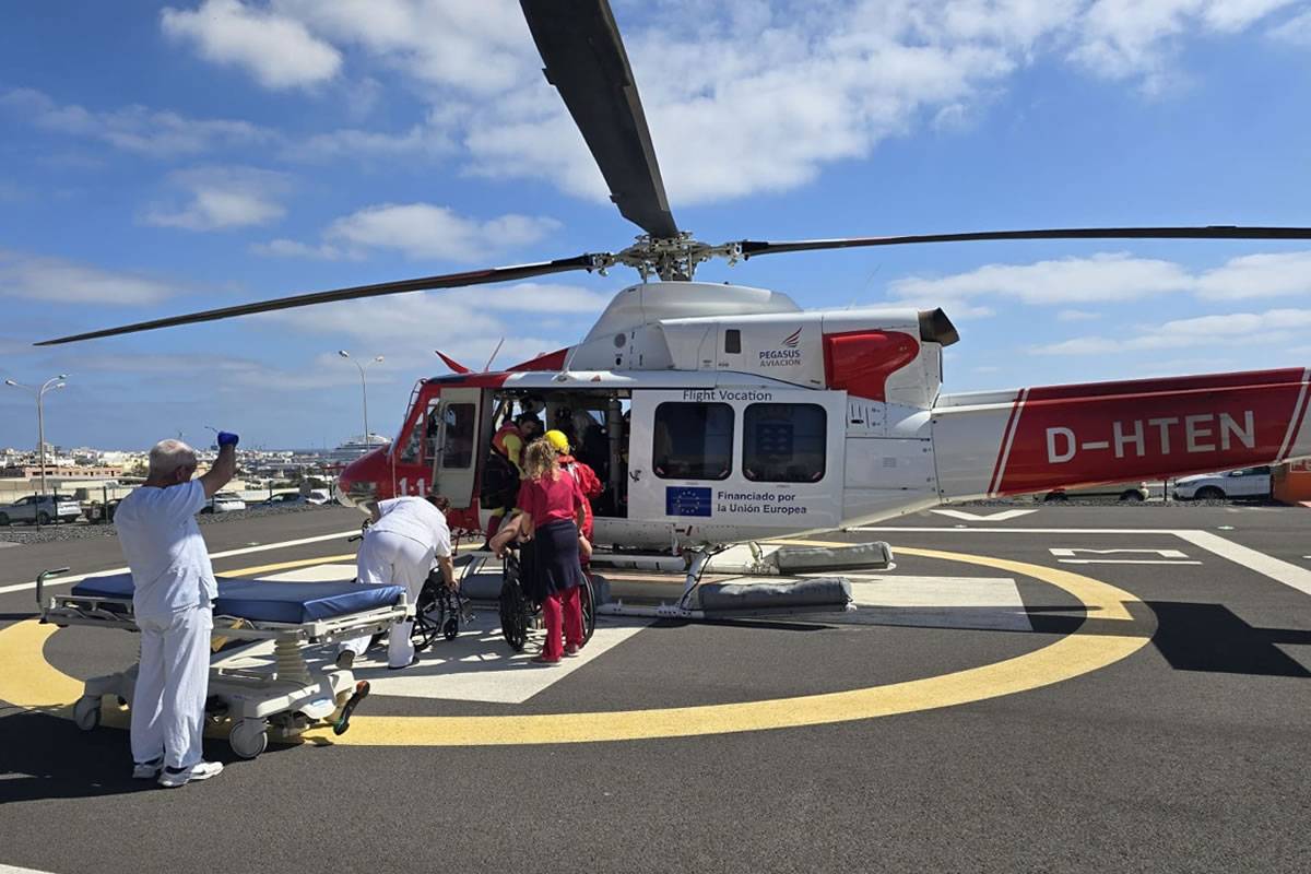 Cyclist dies from serious head injury after falling into a ravine in Fuerteventura