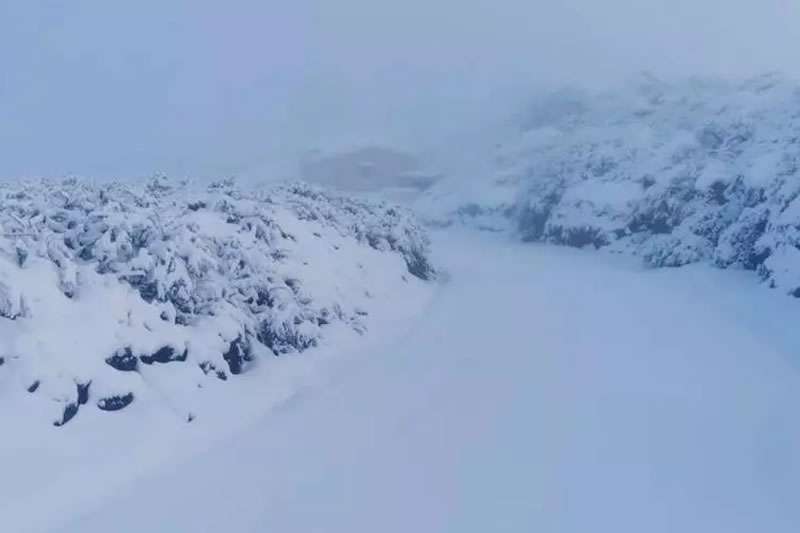VIDEO: Snow transforms Teide into a stunning Winter Wonderland