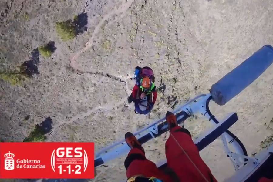 Emergency rescue by helicopter in the south of Tenerife
