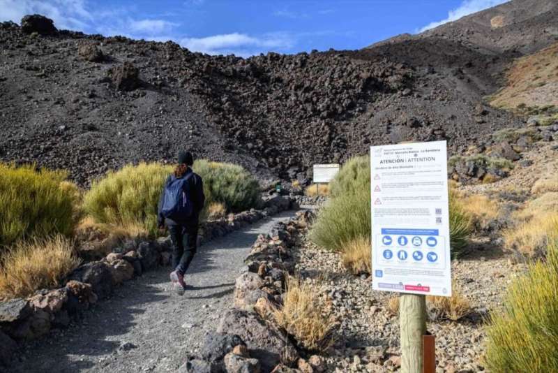 Teide hiking trails reopened after ice and snow clearance completed 