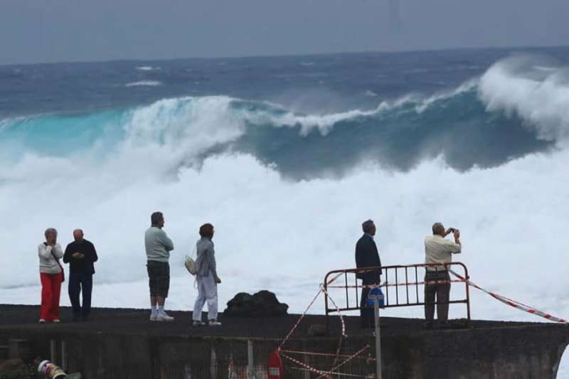 AEMET extends yellow weather warnings in the Canary Islands