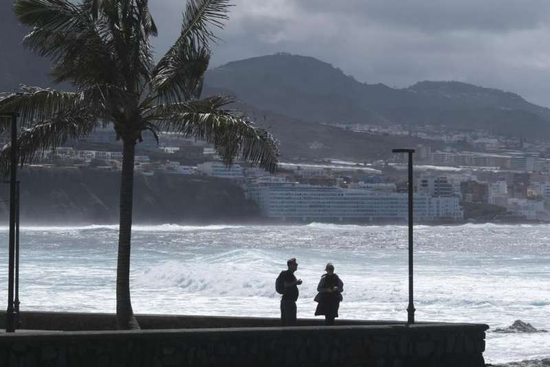 AEMET warns of Storm Laurence forming to the west of the Canary Islands over the Atlantic 