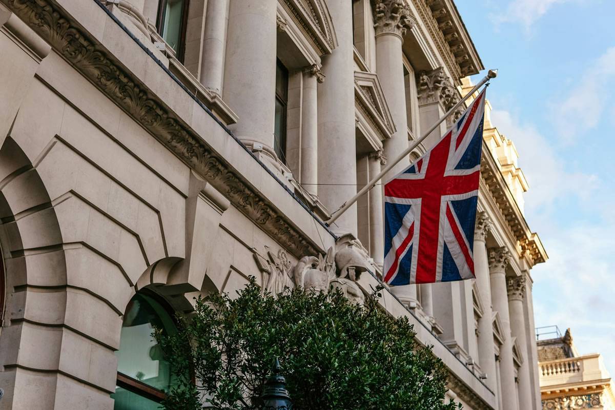 Comprehensive guide to company registration in the UK and Romania