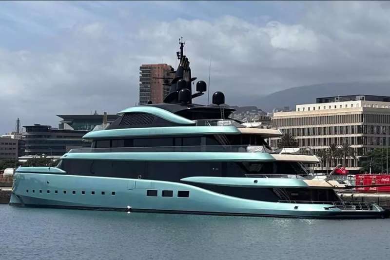 The world's premier luxury super yacht docks in Tenerife for the first time