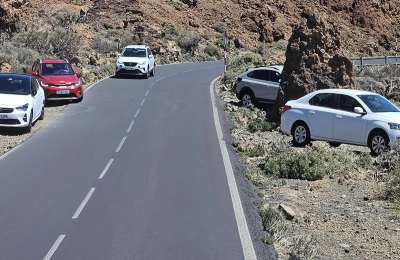 Foundation warns of chaos in Teide National Park amid surge in tourists and cars