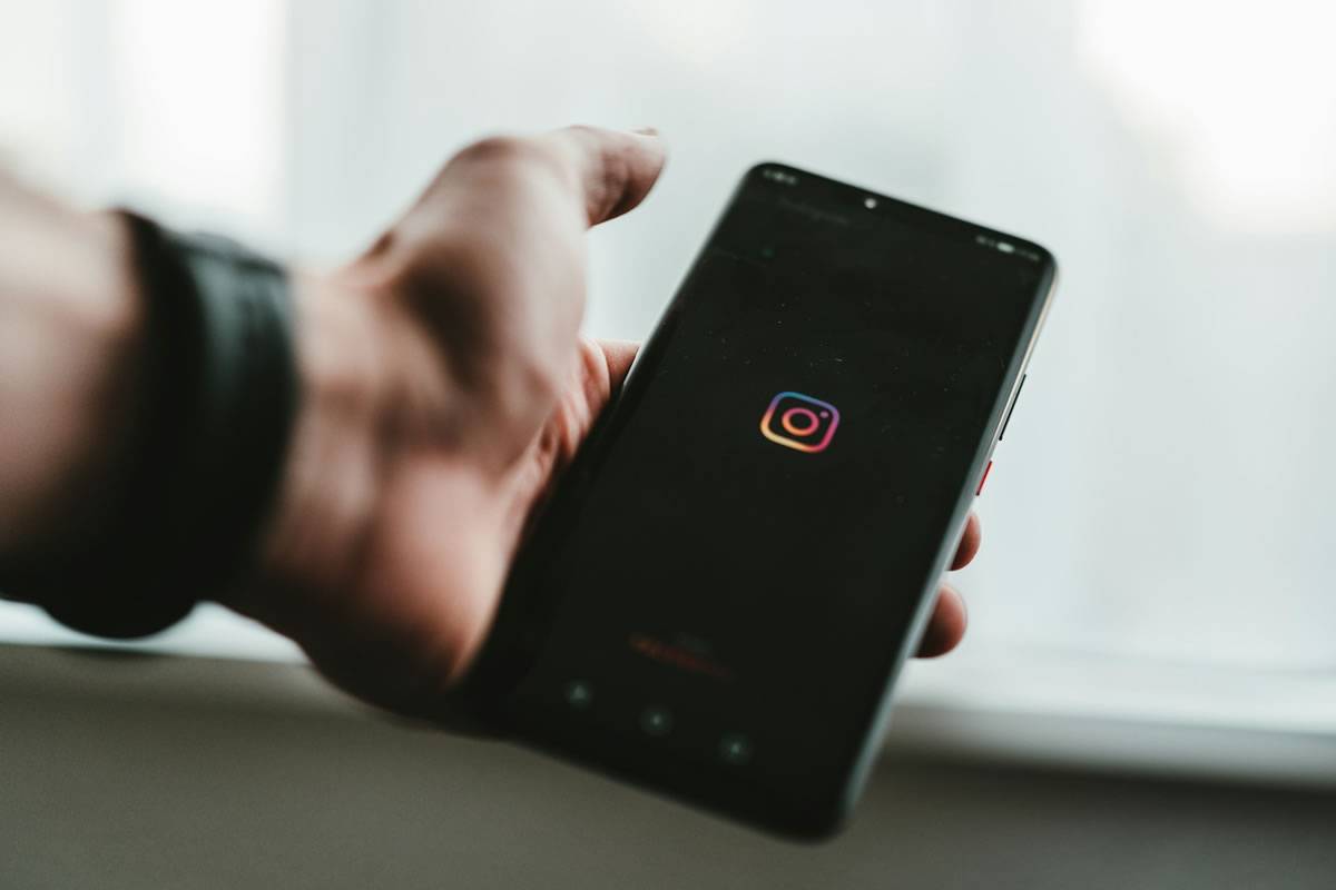 10 best sites to buy premium Instagram likes in 2025 