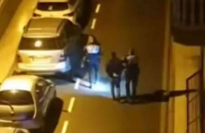 Two hooded men caught attempting to illegally occupy building in south Tenerife