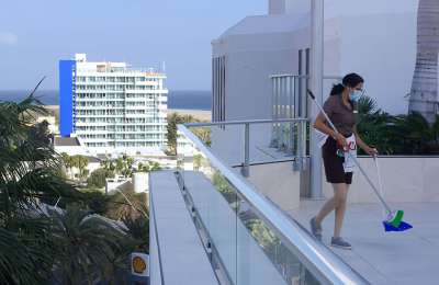 Hotel workers await crucial pay decision amid Easter strike threat