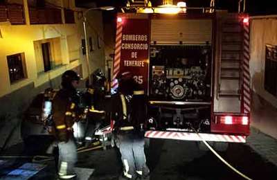 Man hospitalised after house fire in Tenerife