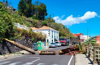 Weather warnings lifted after Storm Nuria batters the Canary Islands cancelling 45 flights 