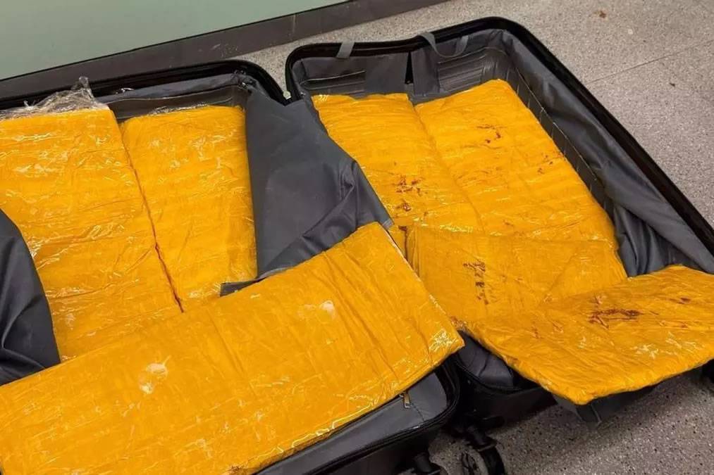 Two Tenerife residents arrested in Barcelona with 10 kilos of heroin hidden in luggage