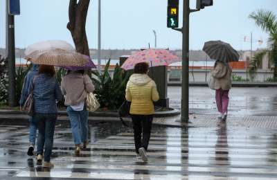 Yellow and orange weather alerts announced for all Canary Islands for rain, wind and storms