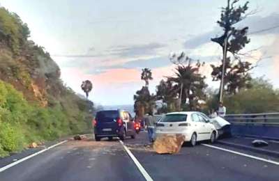 Drama in Tenerife: Boulder smashes car and injures woman after landslide