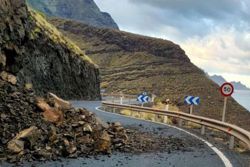 Tenerife maintains trail and road closures following Storm Olivier