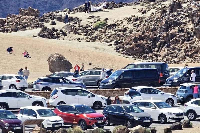 Mass tourism is causing environmental crisis in Teide National Park