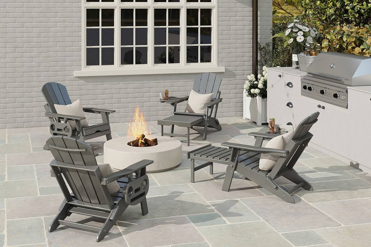 Alfresco Happy Hour: How to choose the right outdoor bar table for your space
