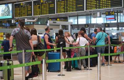 Canary Islands airports report lowest punctuality in Spain: One in four flights delayed