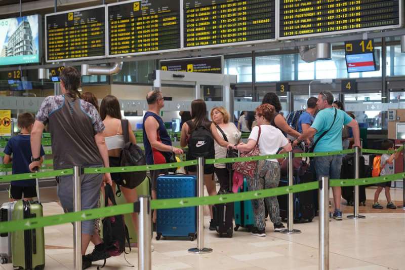 Canary Islands airports report lowest punctuality in Spain: One in four flights delayed