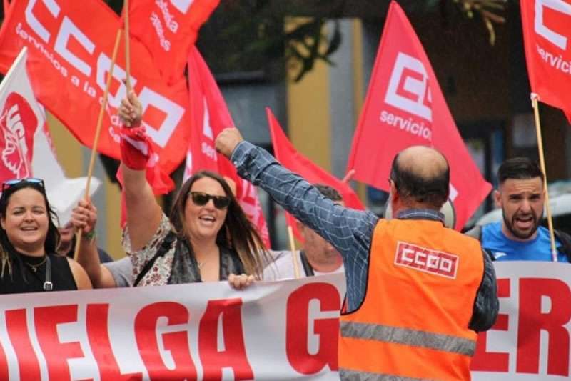 Hotel workers in Tenerife start strike and protests amid Easter Holiday rush