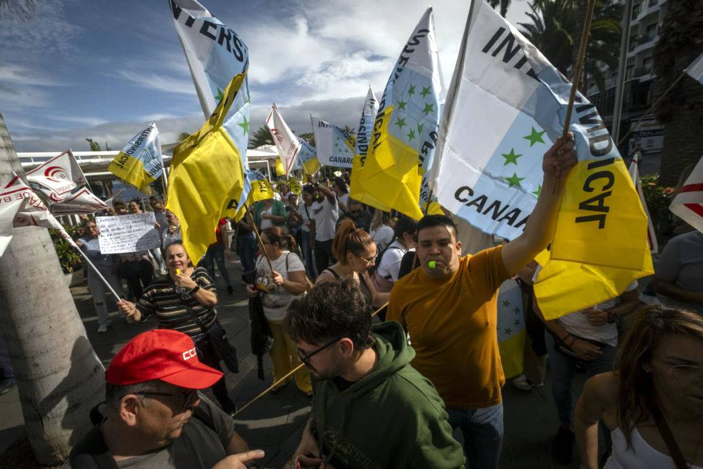 South Tenerife sees highest participation in hotel workers strike with over 80% support