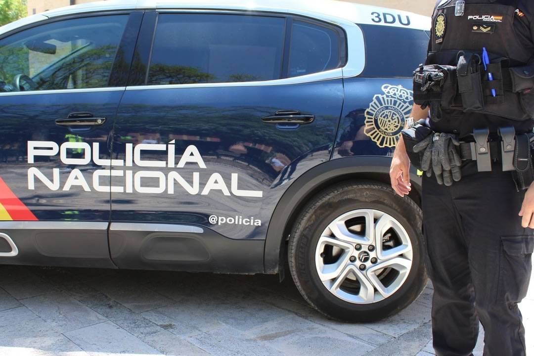 Canarian Youth Football Coach Arrested for Child Pornography and Sexual Offences