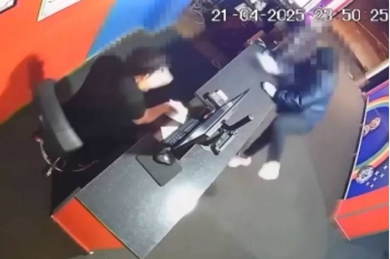 VIDEO: Armed Robbery at Bingo Hall Under Investigation