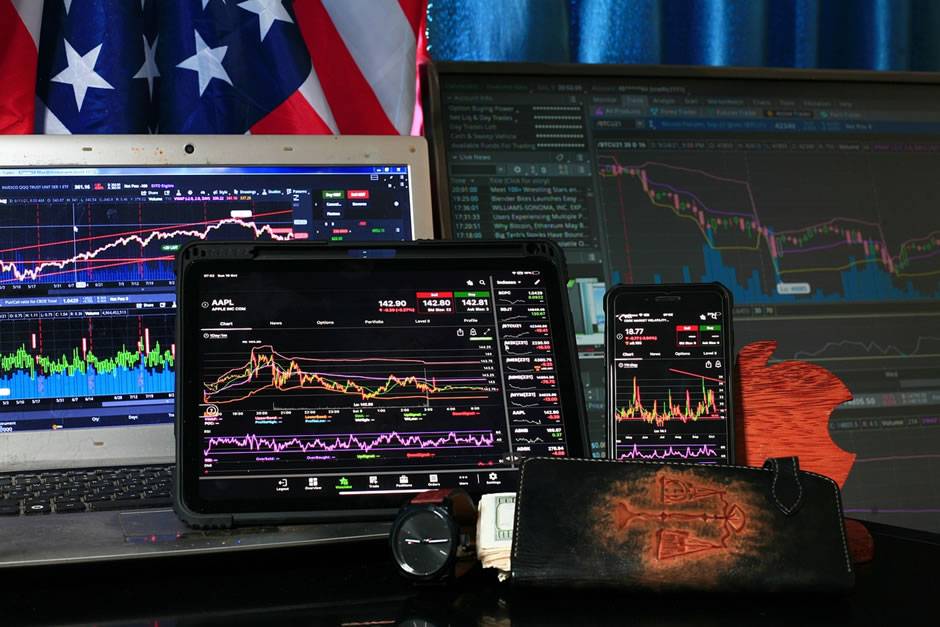 5 Underdog Coins Quietly Climbing the Market Cap Ladder